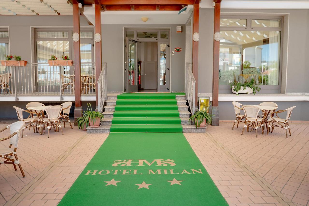Hotel Milan Розоліна-Маре Екстер'єр фото